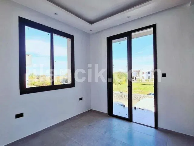 Satılık 2+1 Daire - Lapta, Girne - Geniş Teras - 6