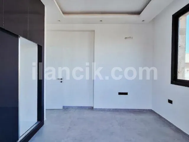 Satılık 2+1 Daire - Lapta, Girne - Geniş Teras - 8
