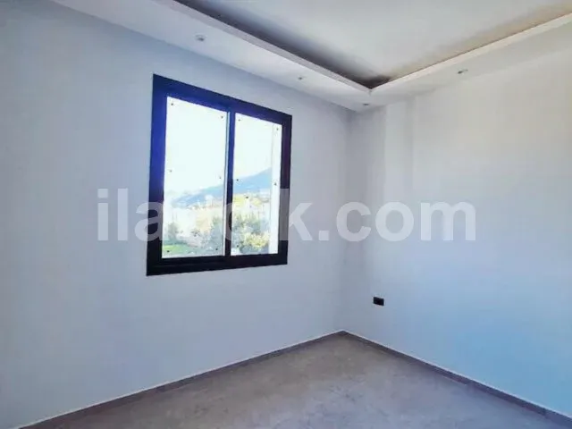 Satılık 2+1 Daire - Lapta, Girne - Geniş Teras - 11
