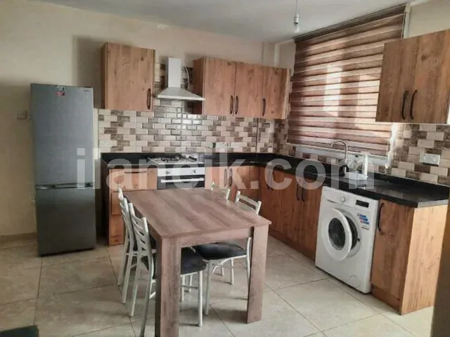 Gönyeli'nde Satılık 2+1 Daire, 80 m², Eşyalı