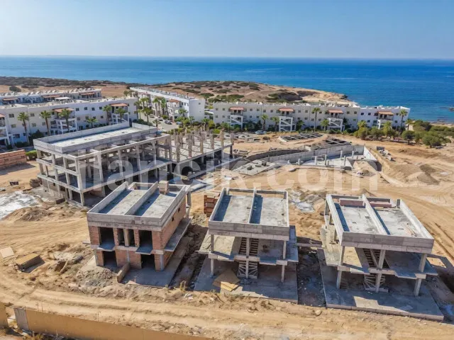 Tatlısu'da Satılık Modern İkiz Villa - Güvenlikli Site - 3