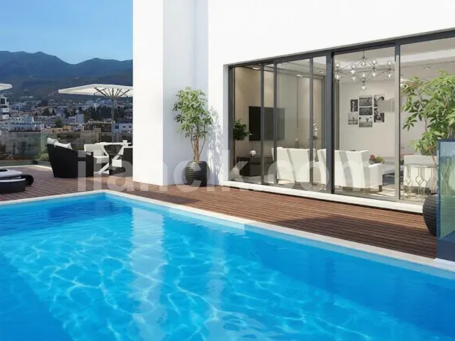 Satılık 3+1 Penthouse, Girne Merkez – 310 m² Çatı Havuzlu - 2