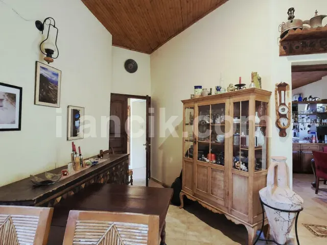 Satılık 5 Yatak Odalı Taş Villa – Zeytinlik, Girne - 6