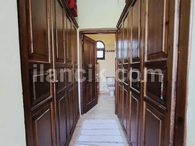 Satılık 5 Yatak Odalı Taş Villa – Zeytinlik, Girne - 13