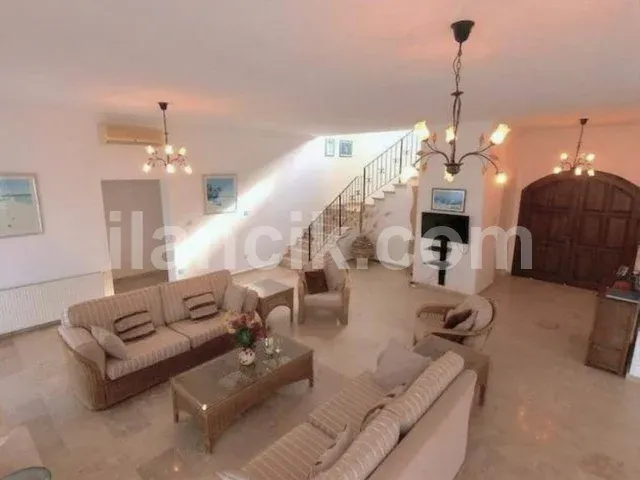 Satılık 4 Yatak Odalı Villa – Bellapais, Girne - 3