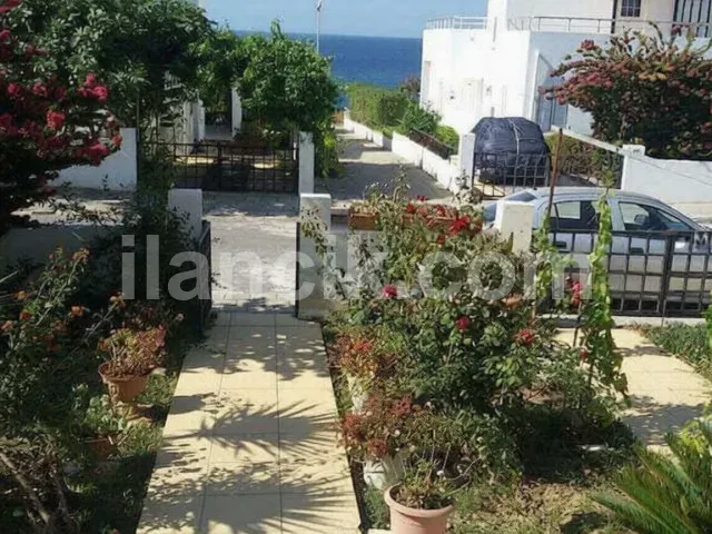 Satılık 3 Yatak Odalı İkiz Villa - Sadrazamköy, Girne - 3