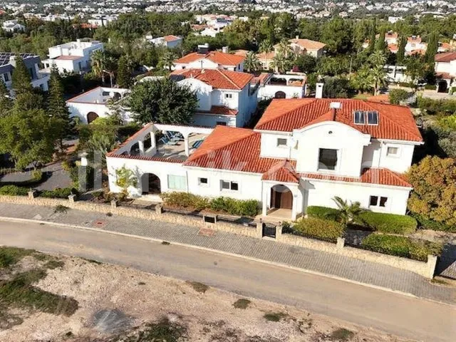 Satılık 4 Yatak Odalı Villa – Bellapais, Girne - 18