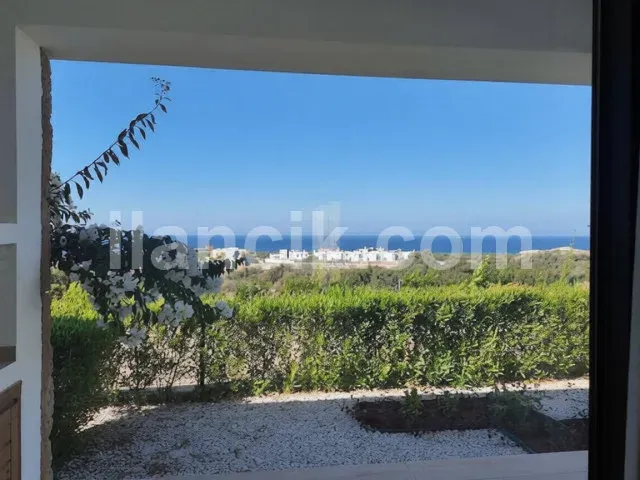 Satılık 2 Yatak Odalı İkiz Villa - Küçük Erenköy, Mağusa - 12