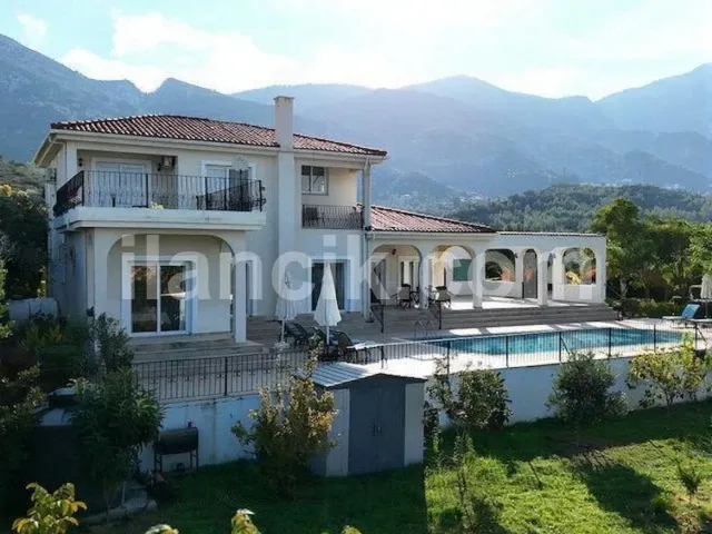 Satılık 4 Yatak Odalı Villa – Bellapais, Girne - 20