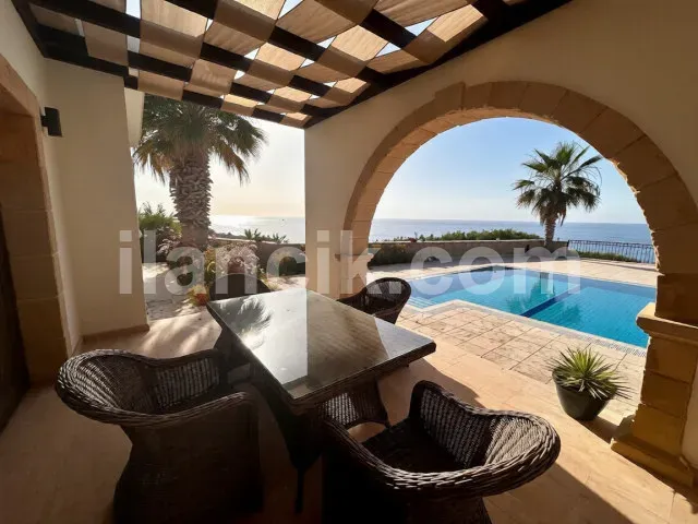 Satılık 3 Yatak Odalı Lüks Villa - Esentepe, Girne - 8