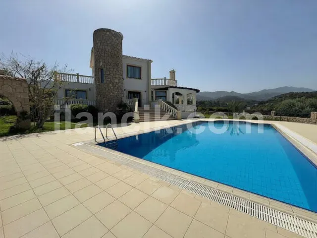 Satılık 3+1 Villa - Esentepe, Girne - Muhteşem Manzara - 10