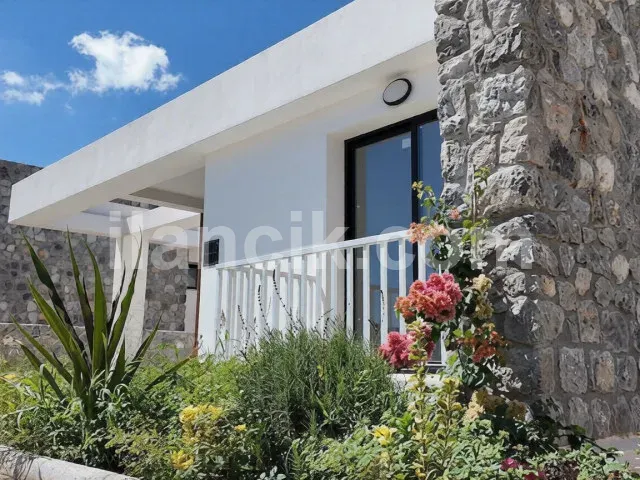 Satılık 2 Yatak Odalı İkiz Villa – Küçük Erenköy, Mağusa - 4