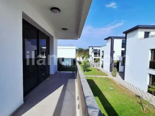 Satılık 3+1 Villa - Karşıyaka, Girne | 600 m² Arsa - 15