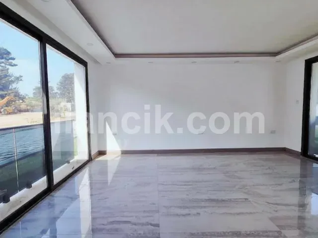 Satılık 3+1 Villa - Karşıyaka, Girne | 600 m² Arsa - 18