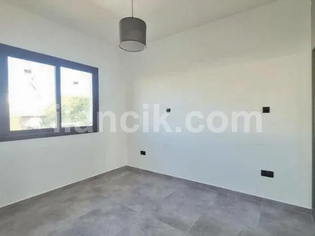 Alsancak'ta Satılık 2 Yatak Odalı Müstakil Bungalov - 9