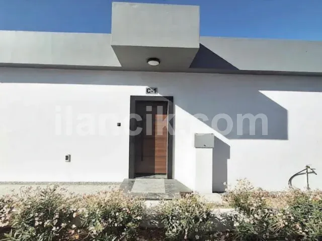 Alsancak'ta Satılık 2 Yatak Odalı Müstakil Bungalov - 15