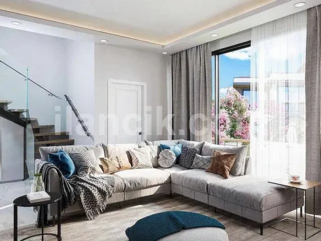 Lapta'da Satılık 2 Yatak Odalı Çatı Katı Daire - 17