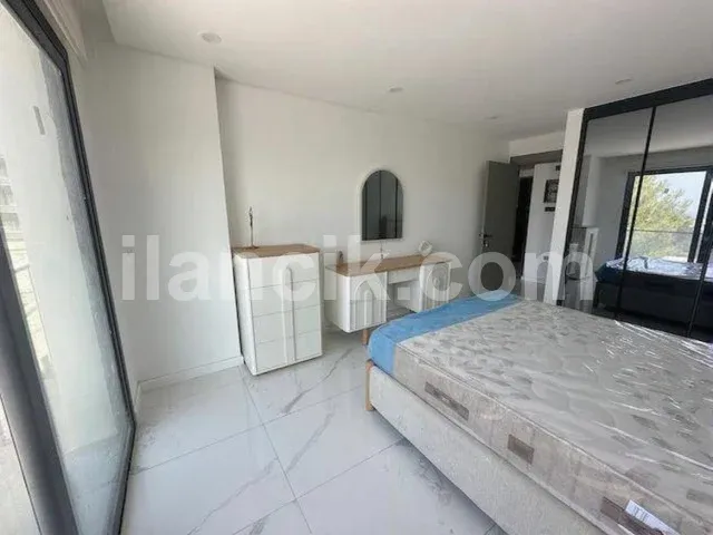 Girne Merkezde Satılık 1+1 Mobilyalı Daire - 7