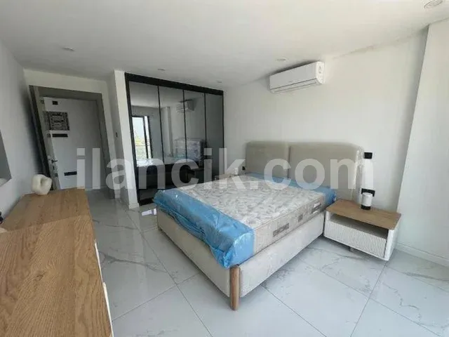 Girne Merkezde Satılık 1+1 Mobilyalı Daire - 8