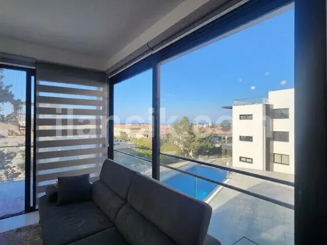 Alsancak'ta Satılık 2+1 Penthouse - Havuzlu Site - 3