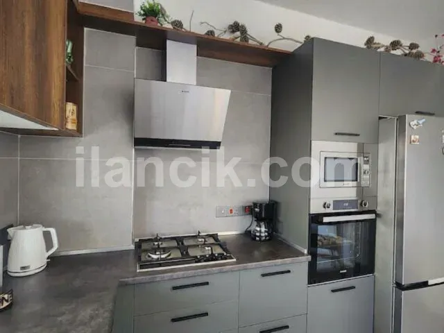Alsancak'ta Satılık 2+1 Penthouse - Havuzlu Site - 6