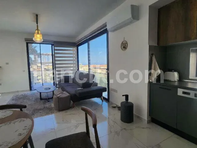 Alsancak'ta Satılık 2+1 Penthouse - Havuzlu Site - 9