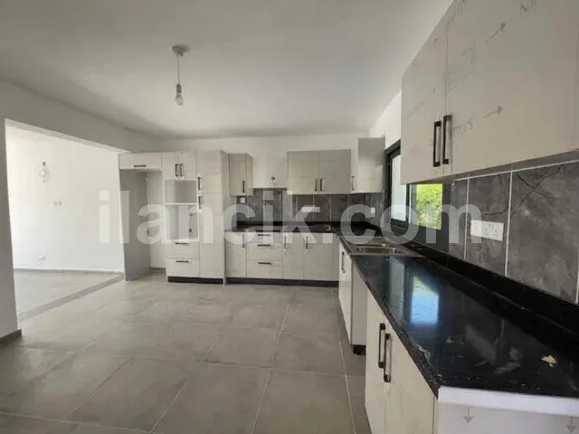 Alagadi'de Satılık Denize Sıfır 3 Yatak Odalı Villa - 5