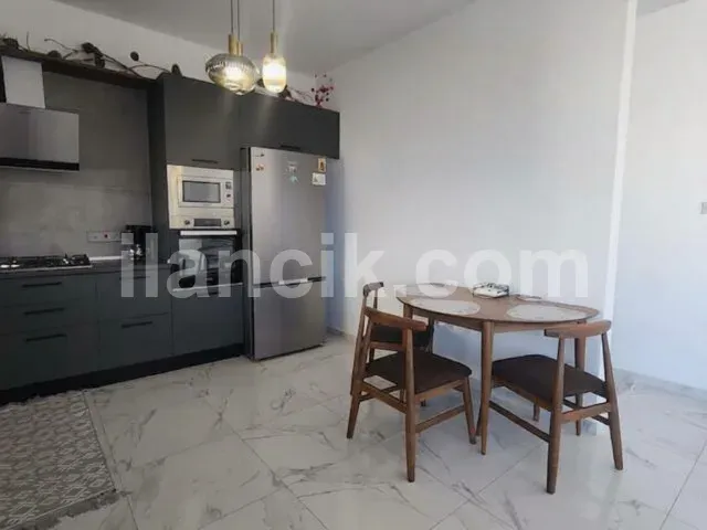 Alsancak'ta Satılık 2+1 Penthouse - Havuzlu Site - 13