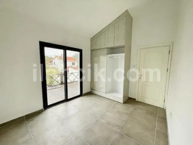 Alagadi'de Satılık Denize Sıfır 3 Yatak Odalı Villa - 7