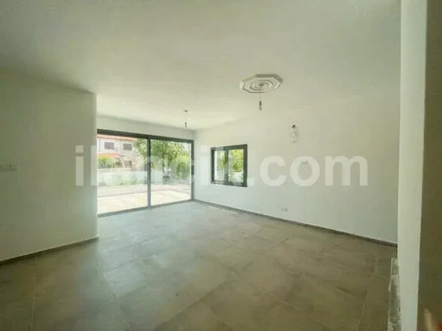 Alagadi'de Satılık Denize Sıfır 3 Yatak Odalı Villa - 10