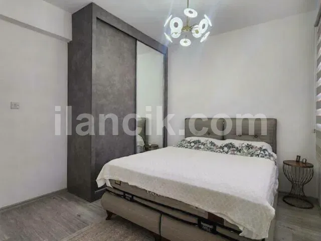 Alsancak'ta Satılık 2+1 Penthouse - Havuzlu Site - 19