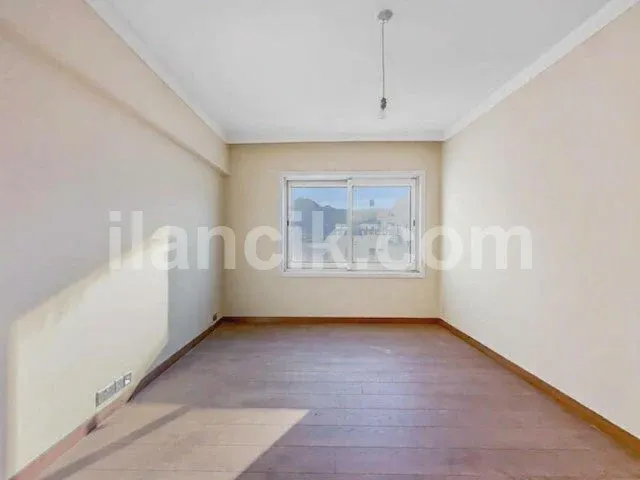 Girne Merkez'de Satılık 3 Odalı Daire - 5