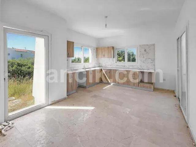 Girne Yeşiltepe'de Satılık 3 Odalı Villa - 6