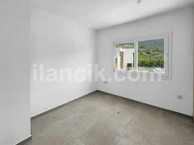 Girne Yeşiltepe'de Satılık 3 Odalı Villa - 10