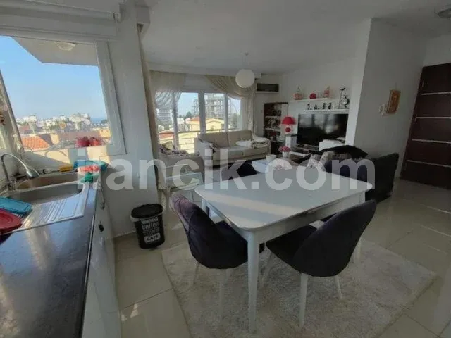 Girne Merkez'de Satılık 2 Yatak Odalı Eşyalı Daire - 3