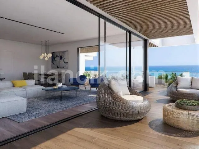 Satılık 3 Yatak Odalı Villa – İskele Boğaz