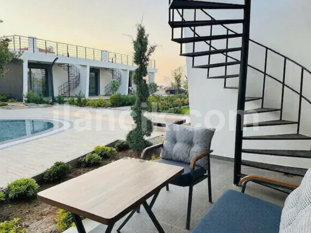 Girne Lapta'da Satılık Tek Yatak Odalı Daire - 16