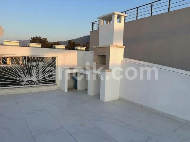 Girne Lapta'da Satılık Tek Yatak Odalı Daire - 17