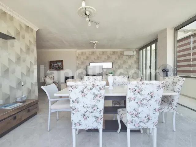 Girne Merkez'de Satılık Komple Bina - Havuzlu Penthouse'lar - 11
