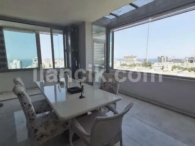 Girne Merkez'de Satılık Komple Bina - Havuzlu Penthouse'lar - 17