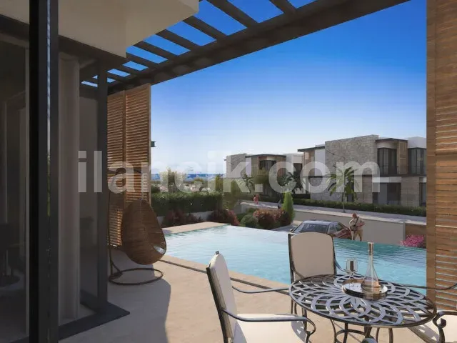 Girne Ozanköy'de Satılık 6 Yatak Odalı Lüks Villa - 2