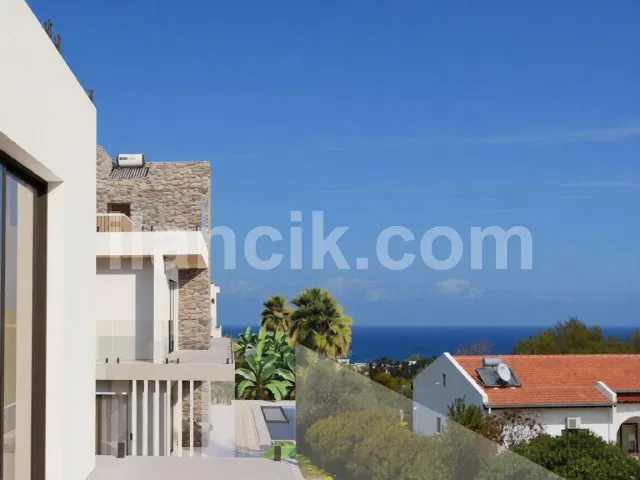 Alsancak'ta Satılık 4 Yatak Odalı Lüks Villa - 18