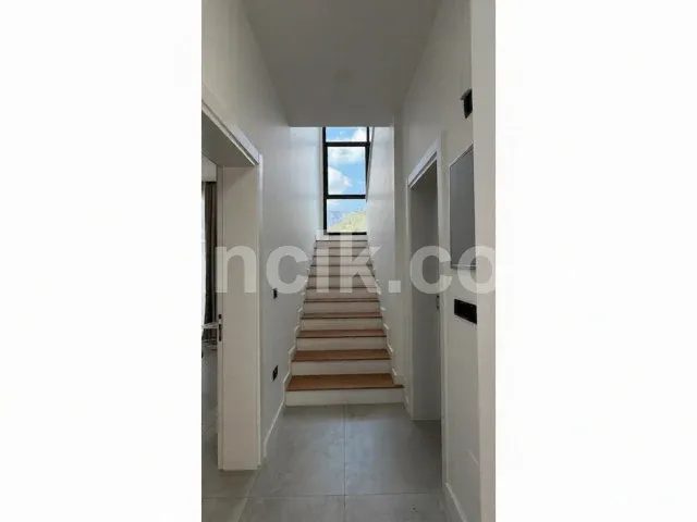 Ozanköy'de Satılık 4 Yatak Odalı Müstakil Villa - Girne - 8