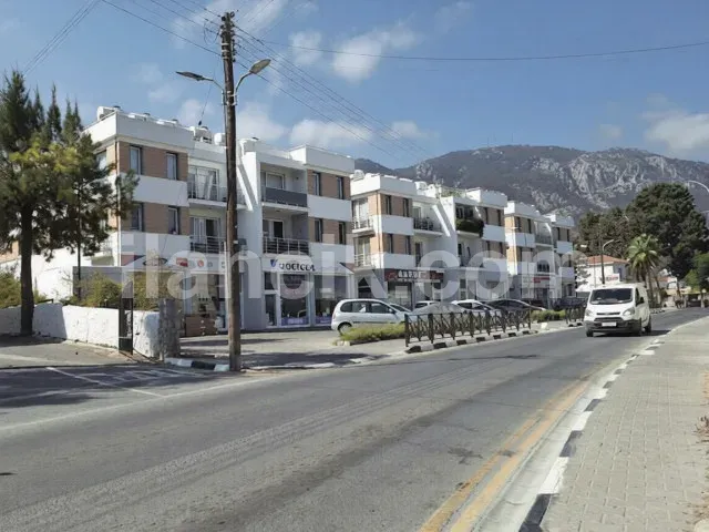 Satılık 2442 m² Konut İmarlı Arsa - Alsancak, Girne - 12