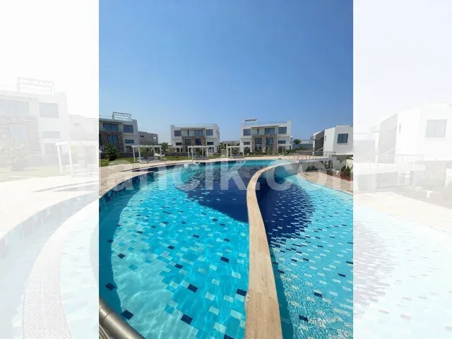 Küçük Erenköy'de Satılık 3 Odalı Bungalov - Mağusa - 2