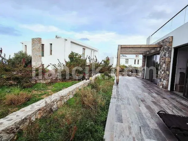 Küçük Erenköy'de Satılık 3 Odalı Bungalov - Mağusa - 18