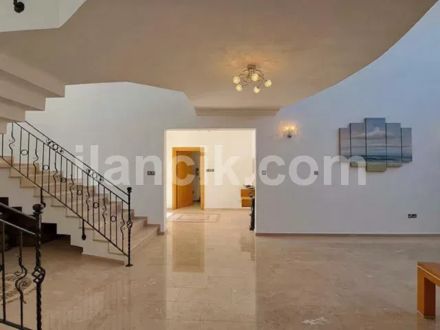 Satılık 5 Yatak Odalı Villa - Karşıyaka, Girne - 3