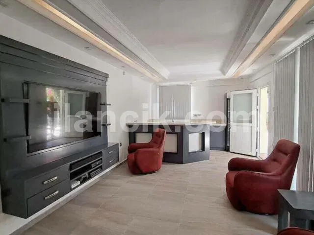 Satılık 5 Yatak Odalı Villa - Karşıyaka, Girne - 4