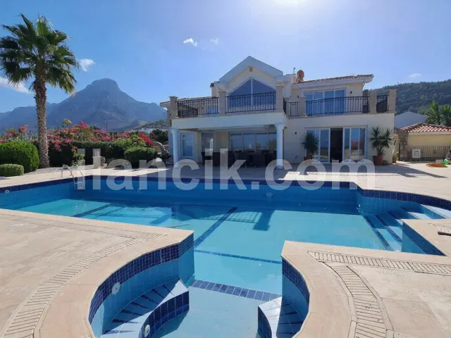 Satılık 5 Yatak Odalı Villa - Karşıyaka, Girne - 5