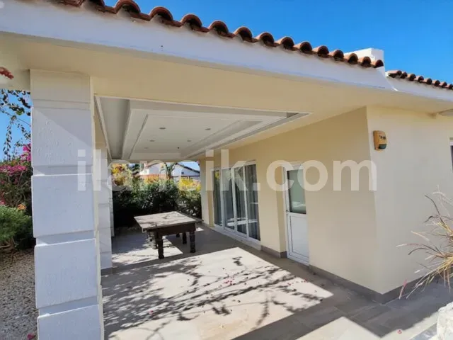 Satılık 5 Yatak Odalı Villa - Karşıyaka, Girne - 10